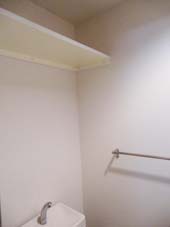 菱和パレス高輪壱番館_トイレの上部のある棚