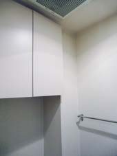 プリヴェール目黒行人坂_トイレの吊り戸棚